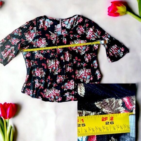 Cool Melon l Black w/ floral print l 3/4 Sleeve (Bell) l Scoop neck l 3X l EUC - Picture 4 of 11